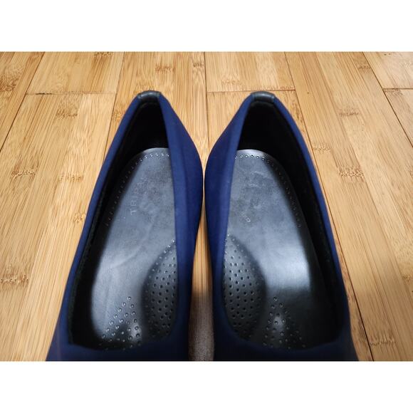 SAS Bliss Fabric Slip On Shoes Wedge Womens 6.5 Navy Stretch Comfort Casual Work - Picture 8 of 9